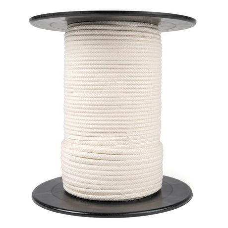 Haspel met 6 mm katoenen touw zonder kern in ecru. Duurzaam en flexibel, ideaal voor macramé, knutselen en decoratie. 100% katoen, milieuvriendelijk.