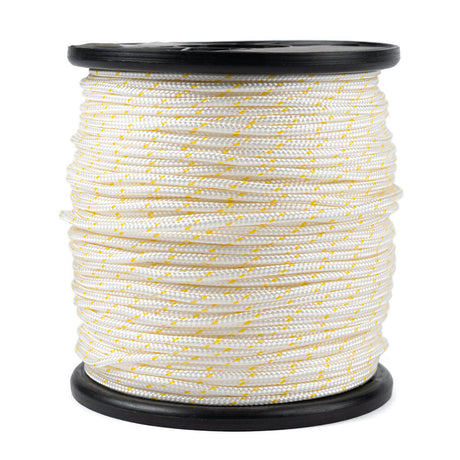 Een blauwe spoel met zwarte rand, waarop Prorope startkoord van nylon, wit met gele markeringen, is opgerold, getoond vanuit een ander perspectief vooraanzicht tegen een witte achtergrond.