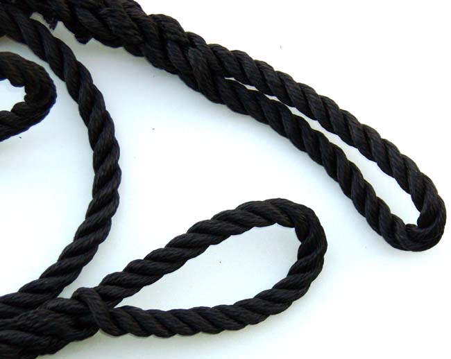 Towing cable - 14 mm thick, breaking strength 2,700 kg